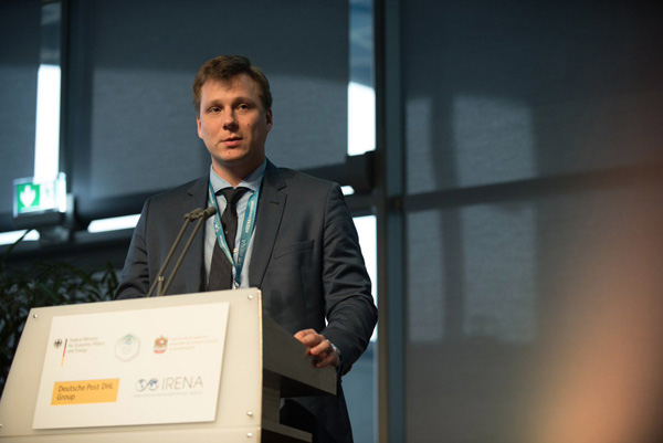 Head of the laboratory A.B. Tarasov presents a talk on perovskite photovoltaics at the forum 'COP23 Renewable Energy Day'